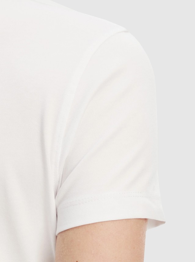 Camiseta Femenino Guess