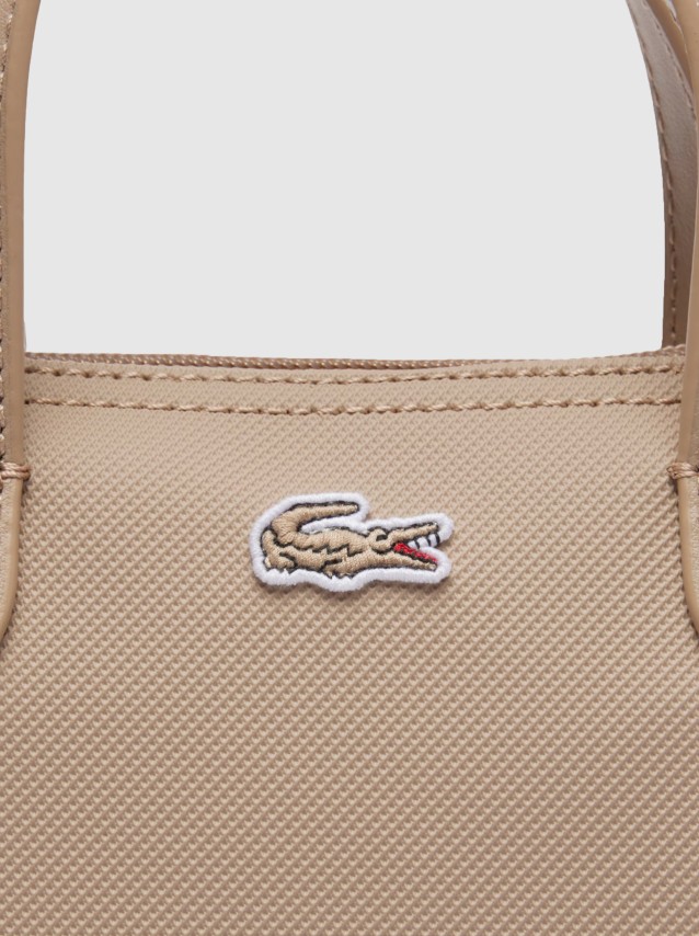 Shoppers Female Lacoste