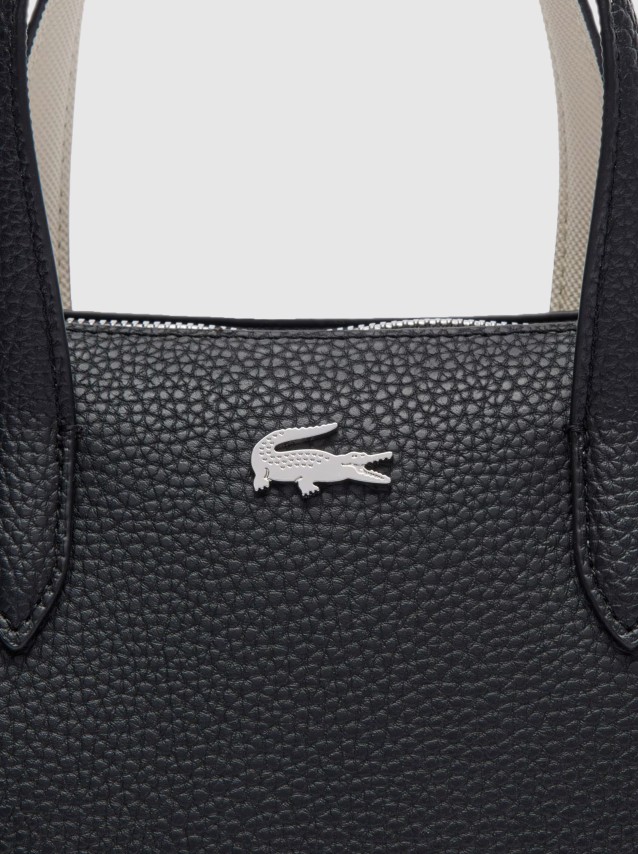 Shoppers Female Lacoste