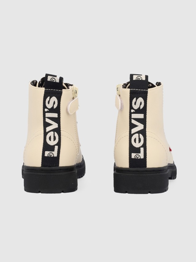 Boots Female Levis