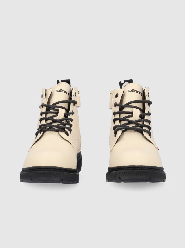 Boots Female Levis