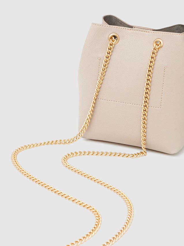 Shoppers Female Calvin Klein