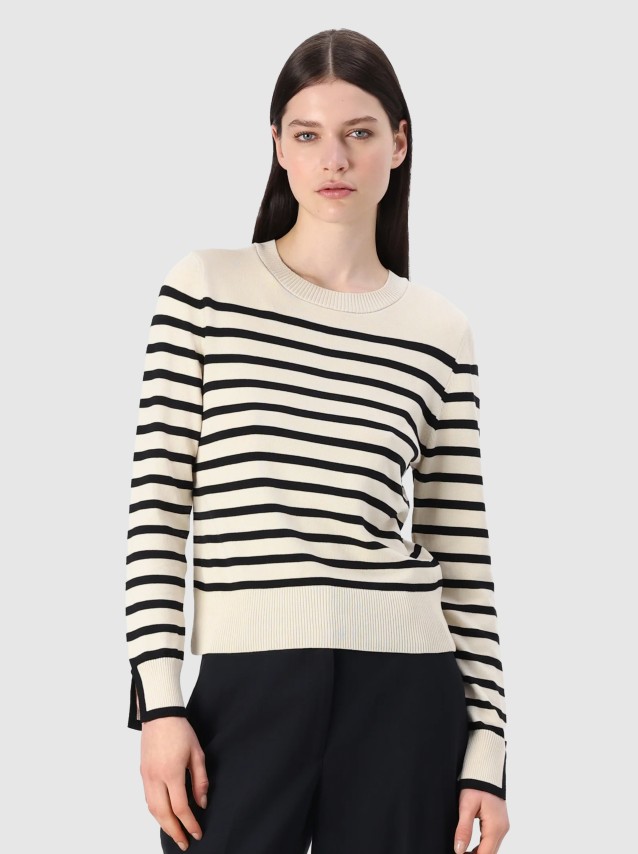 Jumpers Female Only
