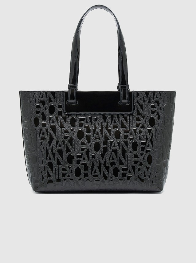 Shoppers Fminin Armani Exchange