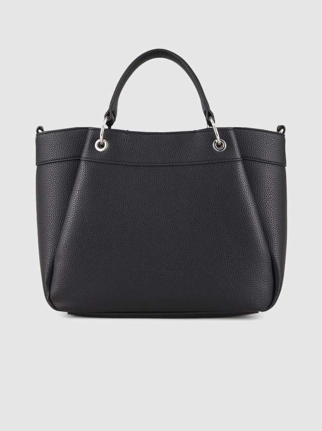 Shoppers Fminin Armani Exchange