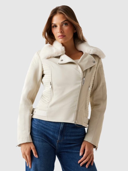 Female Guess