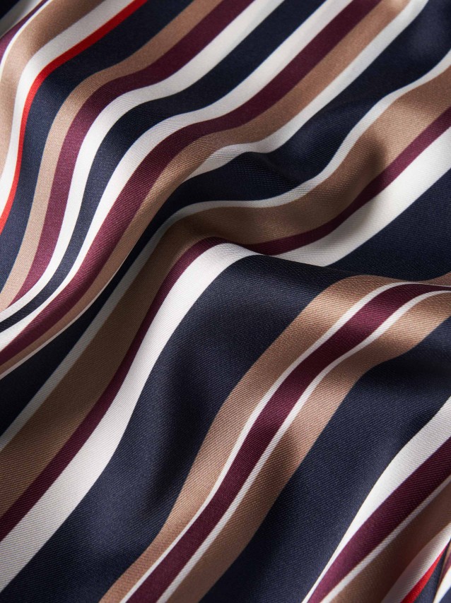 Blusa Femenino Lion Of Porches