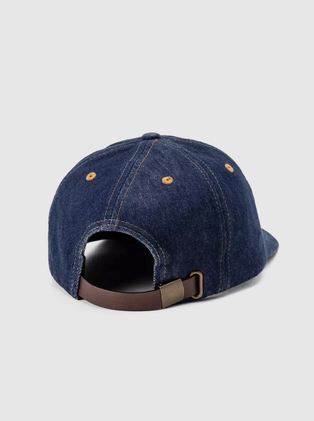 Female Levis
