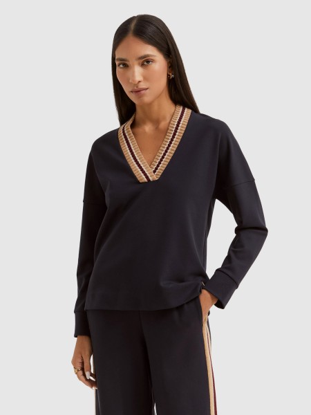 Sweatshirt Female Lion Of Porches
