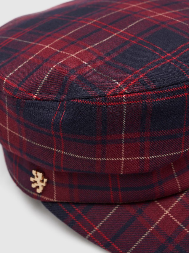 Hats Female Lion Of Porches