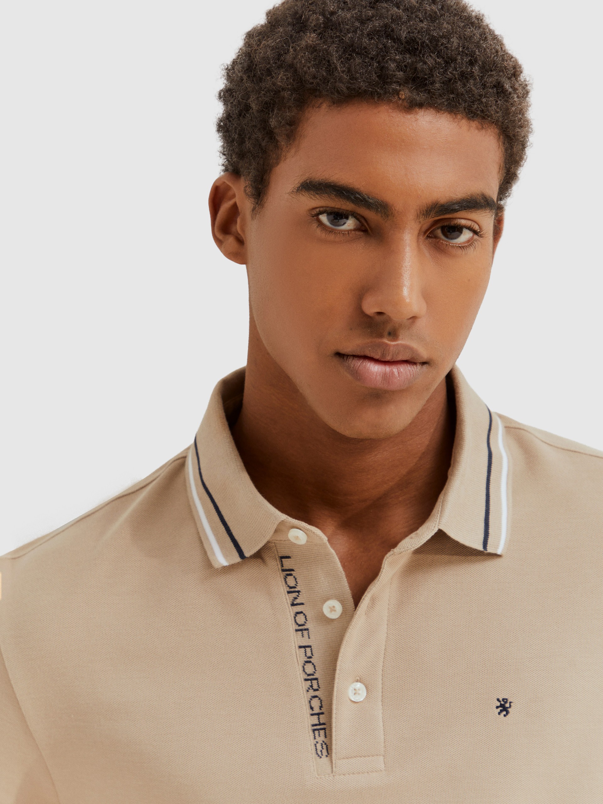 Polos Masculin Lion Of Porches