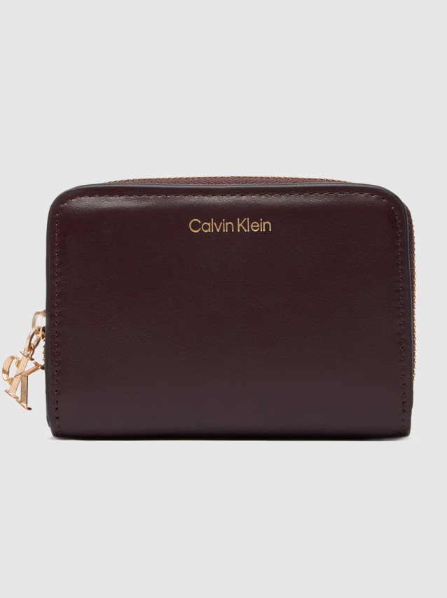 Féminin Calvin Klein