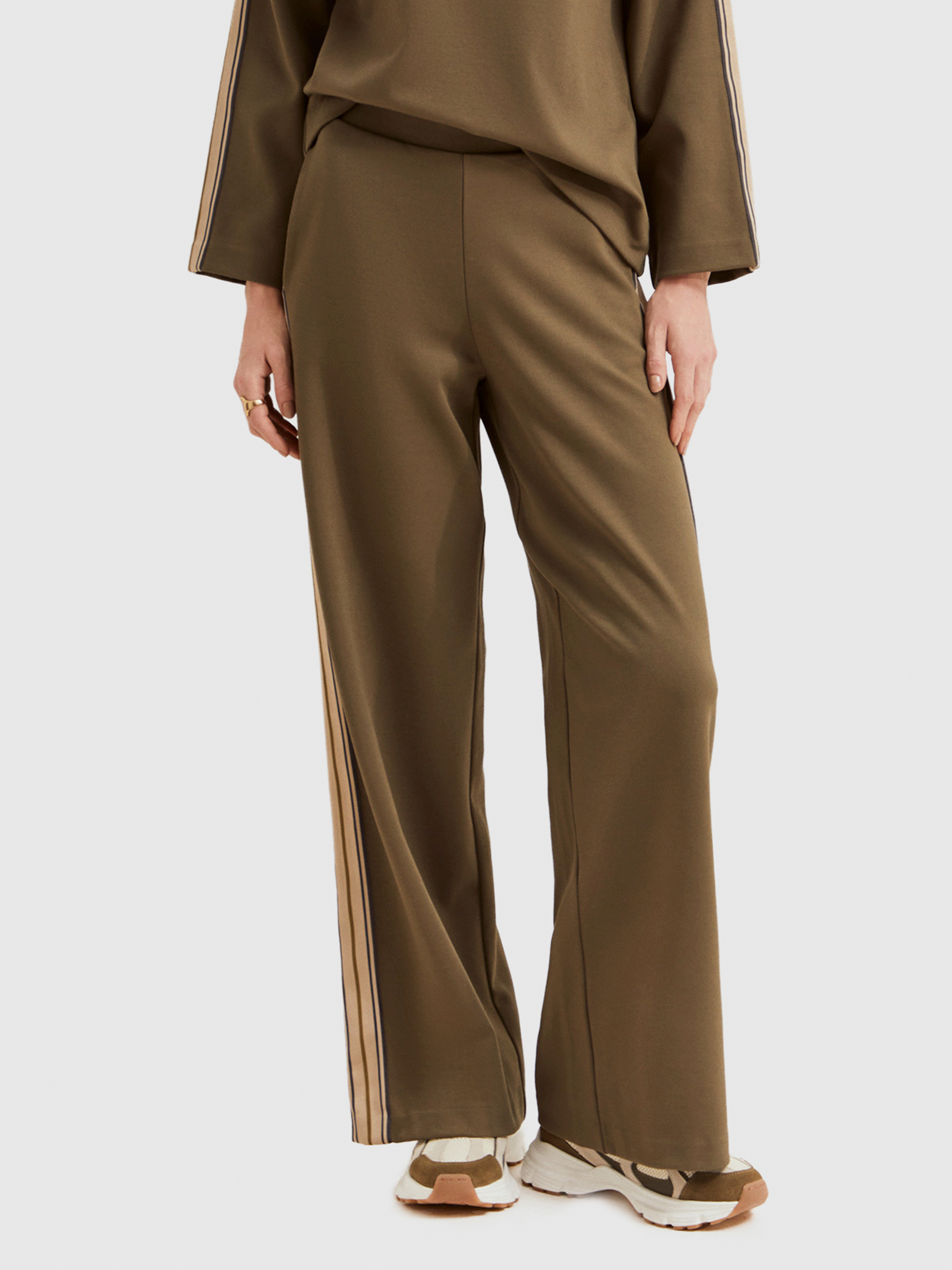 Pantalones Femenino Lion Of Porches