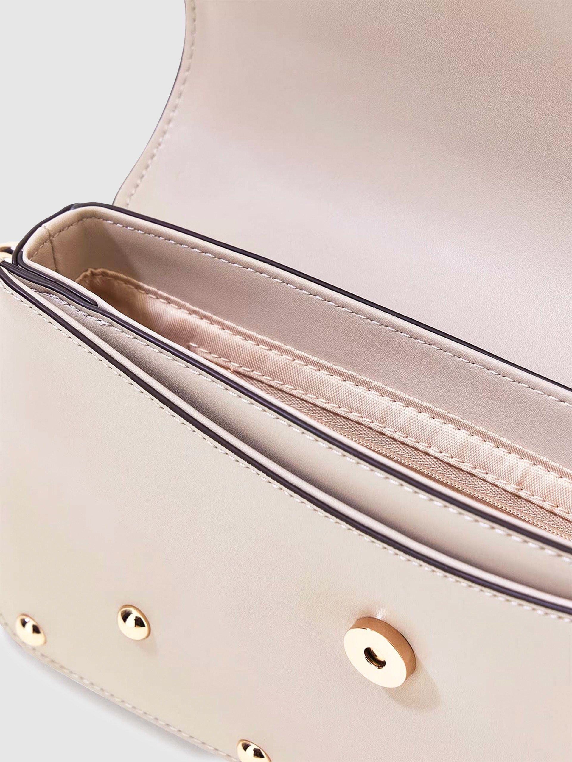 Mala Guess Mulher Sadie Flap Shoulder Bag