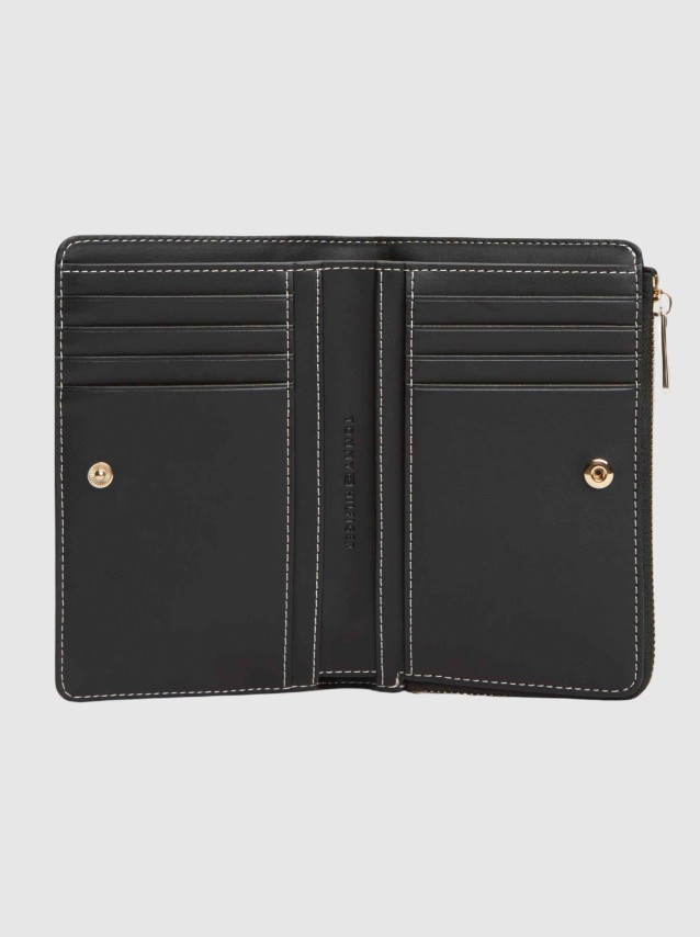 Wallets Female Tommy Hilfiger
