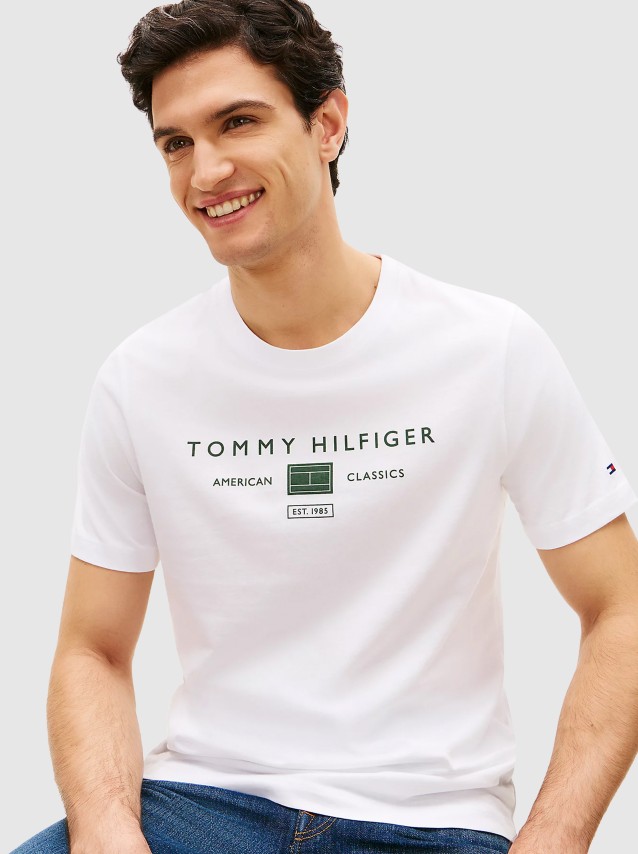 T-Shirt Tommy Hilfiger Homem Brand Love Mono Stack Tee