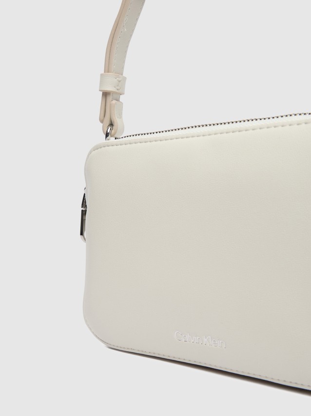 F�minin Calvin Klein