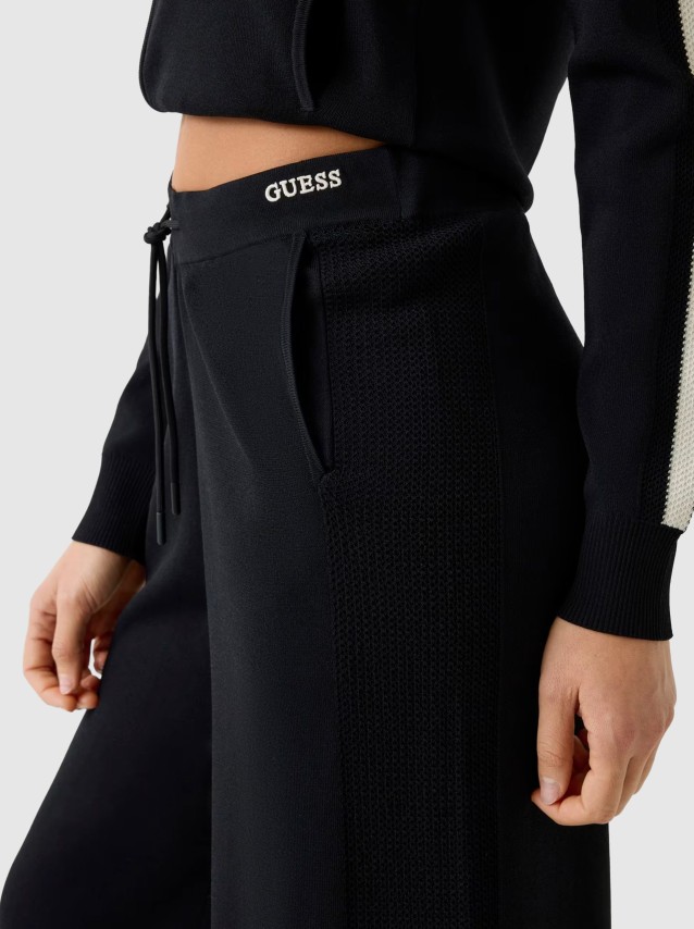 F�minin Guess Activewear