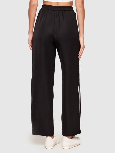 Female Guess Activewear