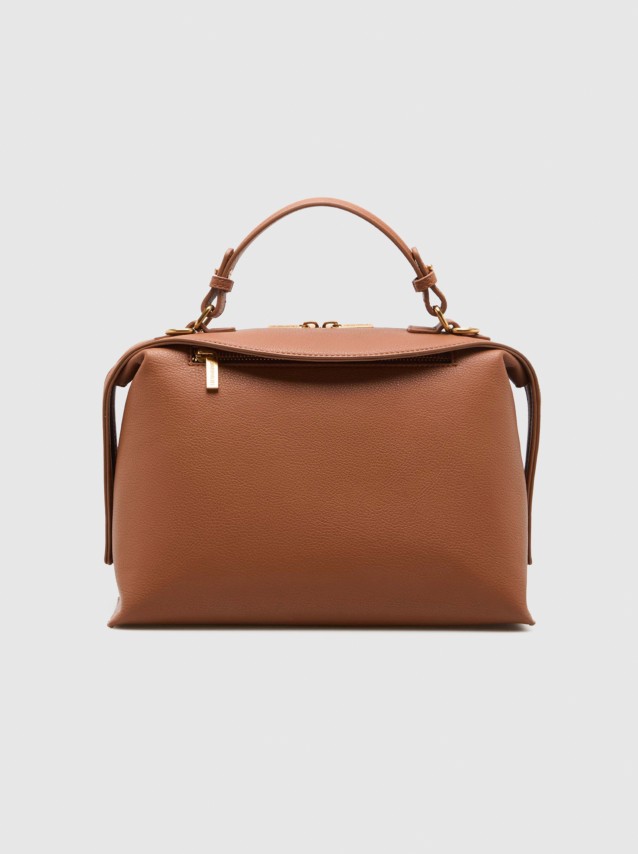 F�minin Lion Of Porches