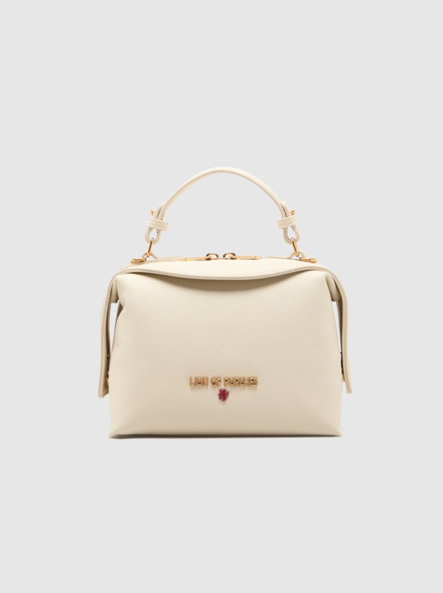 F�minin Lion Of Porches