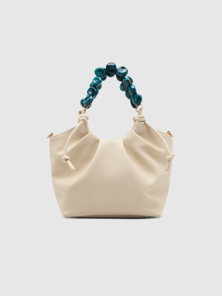 F�minin Lion Of Porches