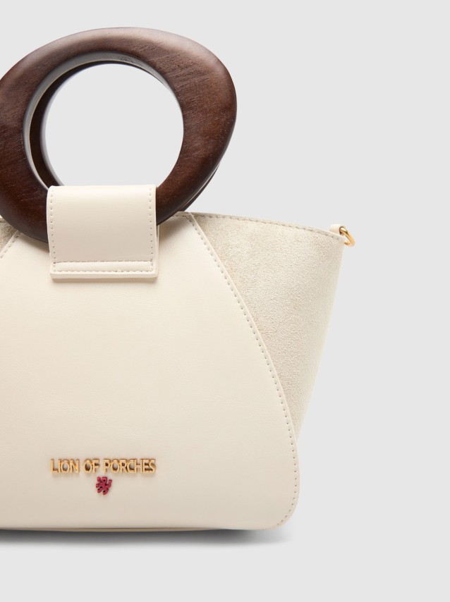 Female Lion Of Porches