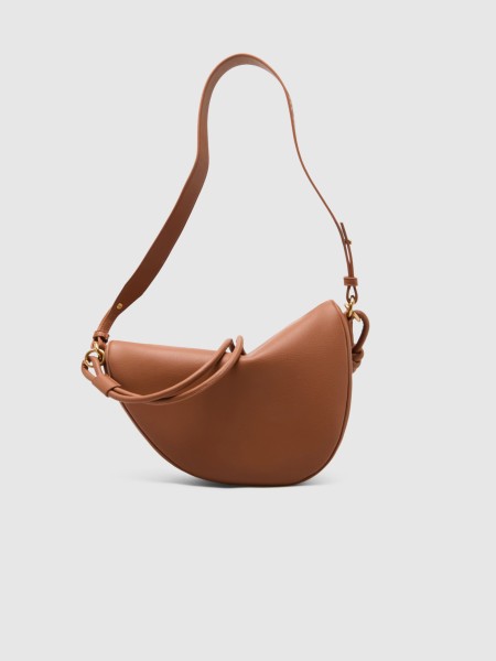 F�minin Lion Of Porches