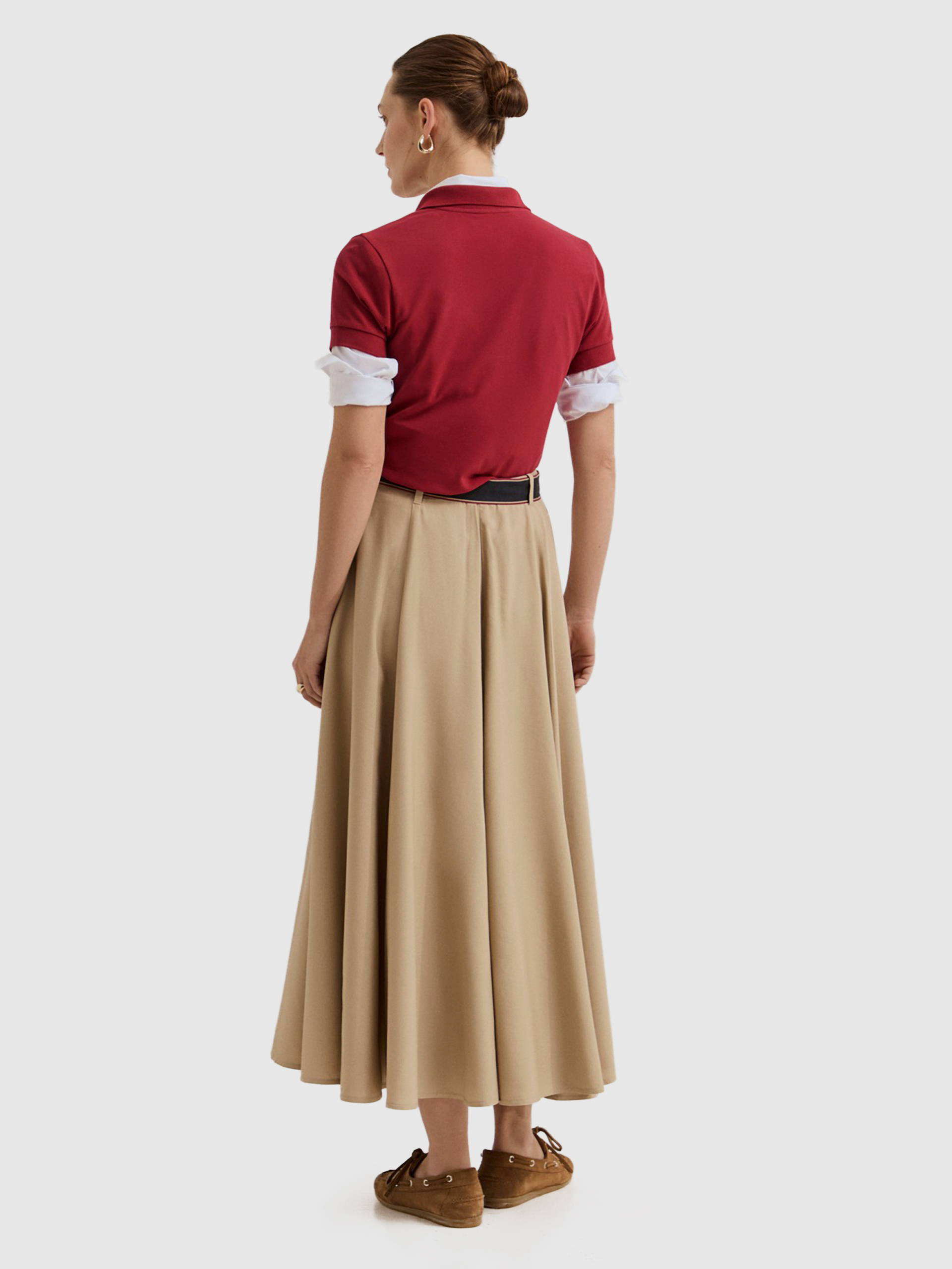 Skirts Female Lion Of Porches