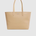 Shoppers Female Lacoste