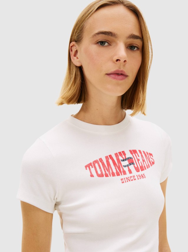 T-Shirt F�minin Tommy Jeans