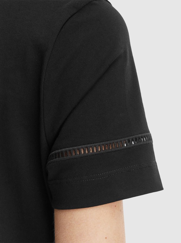 T-Shirt Guess Mulher Mina Ss Slim Fit T-Shirt