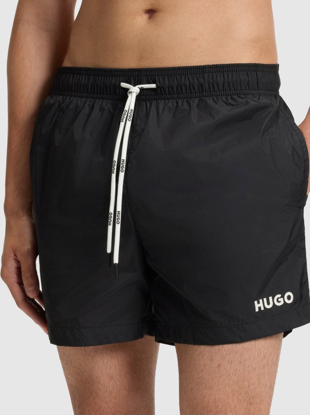 Cal��es Hugo Homem Haiti