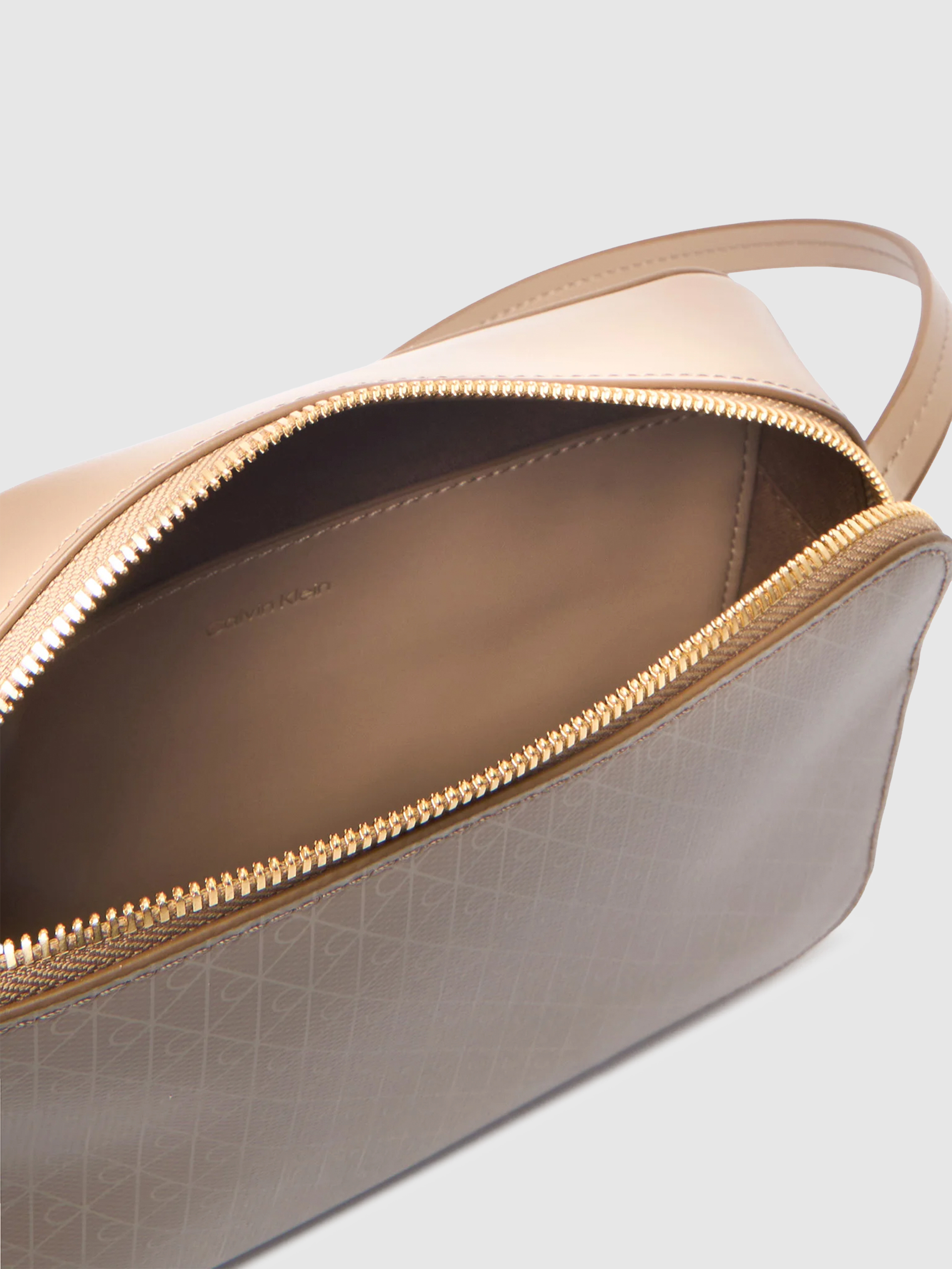 Mala Calvin Klein Mulher Emblem Aop Elongated Camera Bag