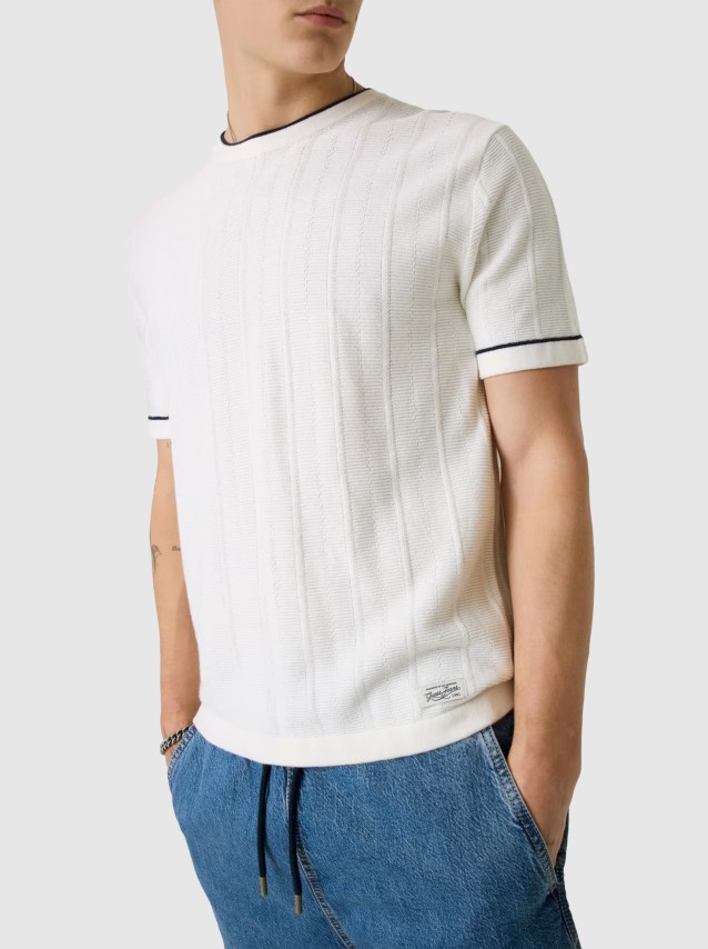 T-Shirt Guess Homem Gj Ss Cn Stitched Swtr