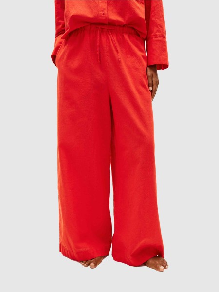 Female Tommy Hilfiger