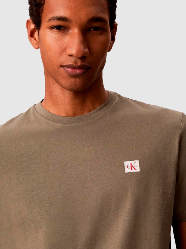 T-Shirt Calvin Klein Homem Ss Badge 30S Jersey Classic Tee