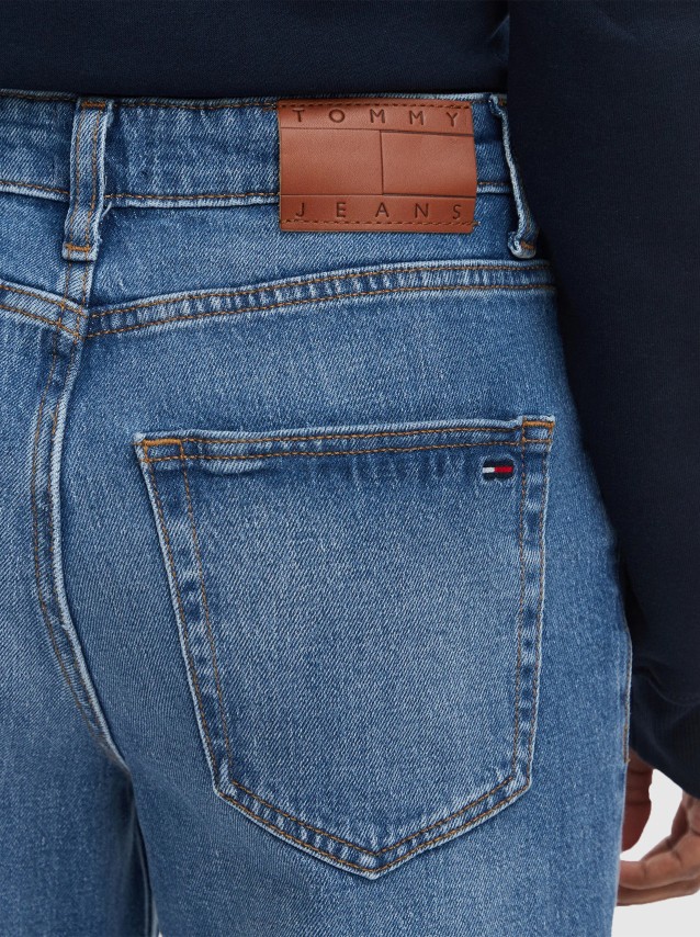 Female Tommy Jeans