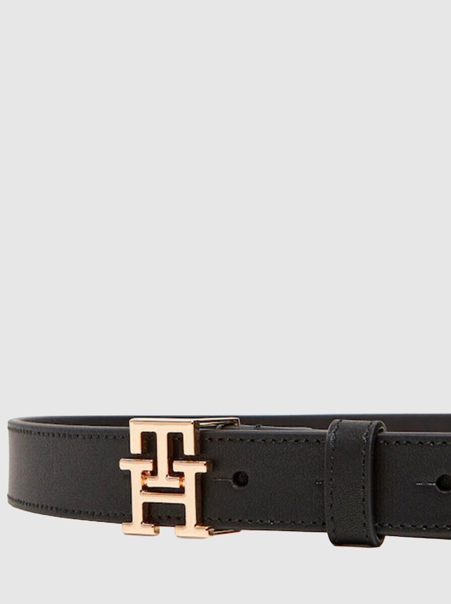Female Tommy Hilfiger