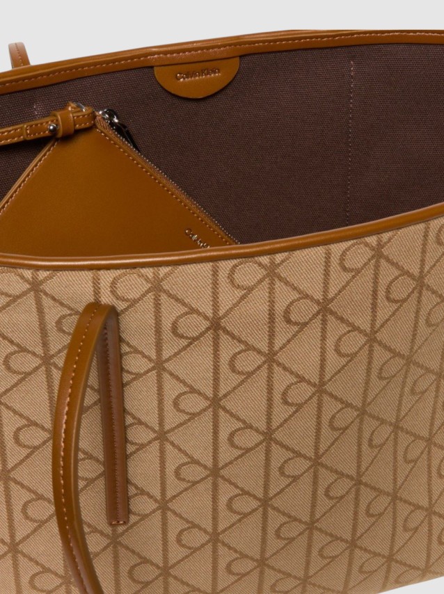 Mala Calvin Klein Mulher Emblem Aop Jacquard Tote W/pouch
