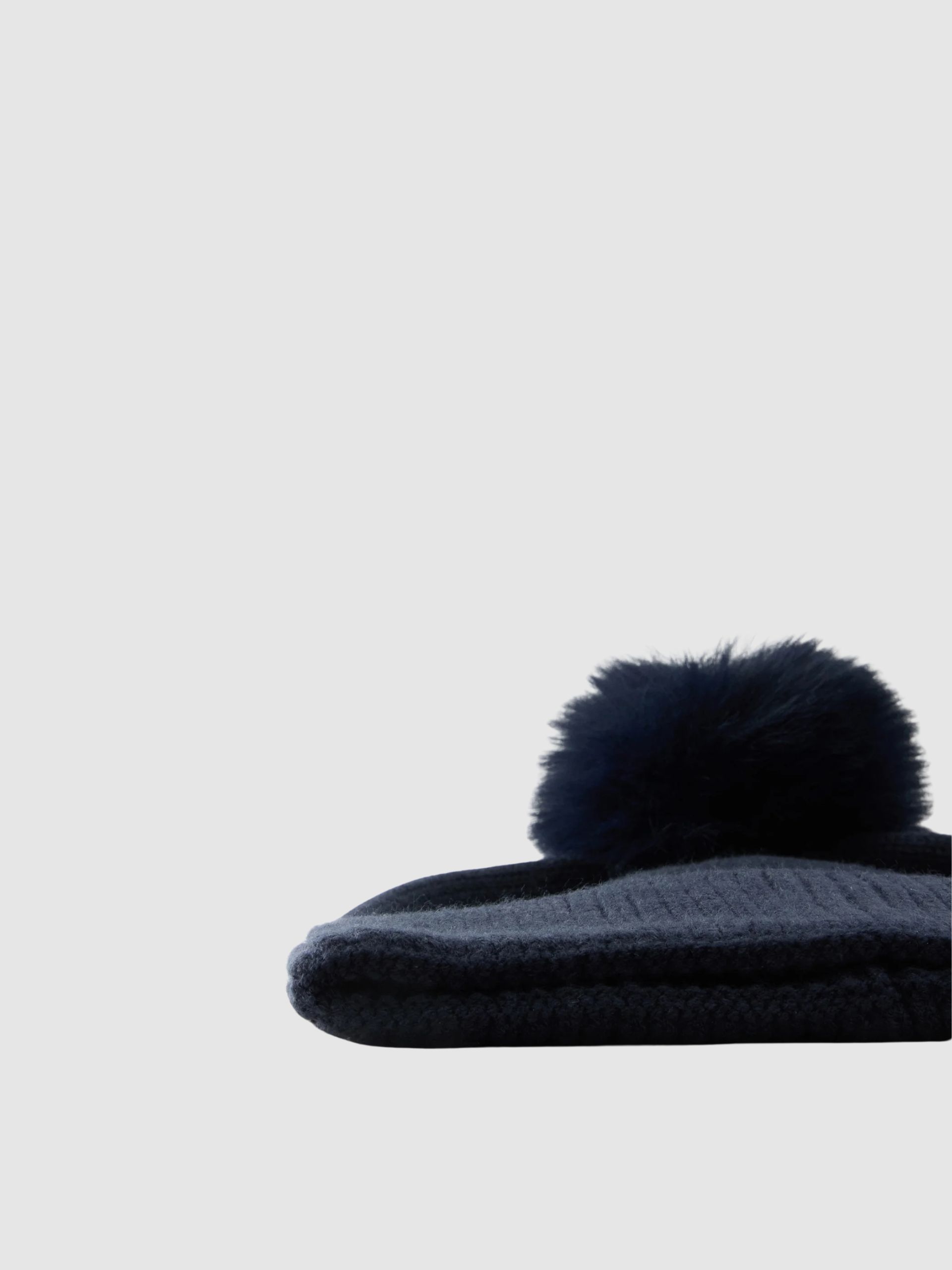 Gorro Guess Menina Bear Beanie Hat