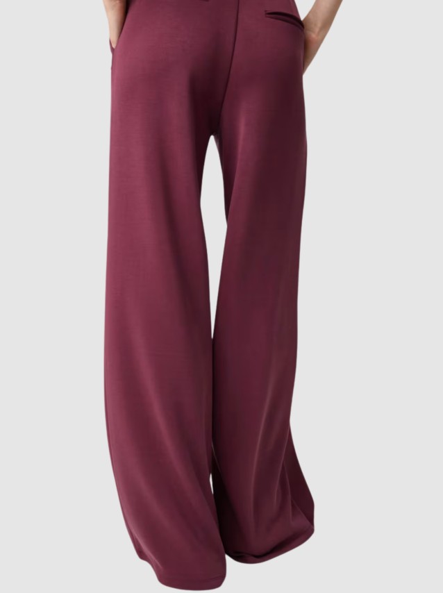 F�minin Guess Activewear