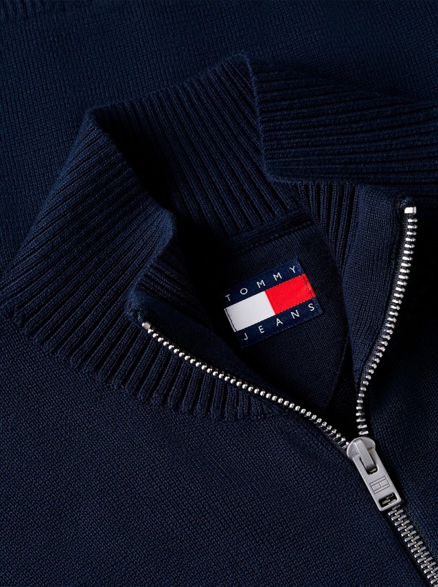 Male Tommy Jeans
