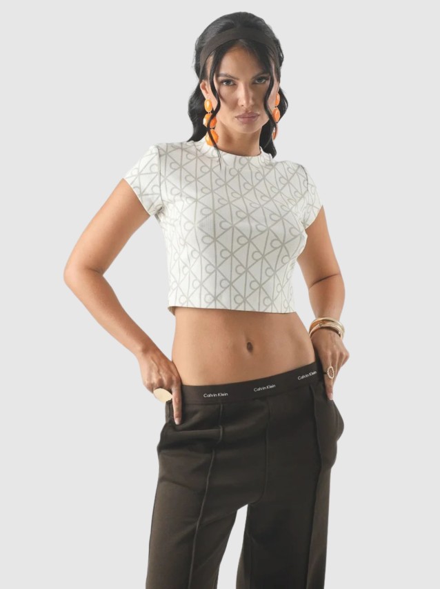 T-Shirt Calvin Klein Mulher A- Monologo Baby Tee