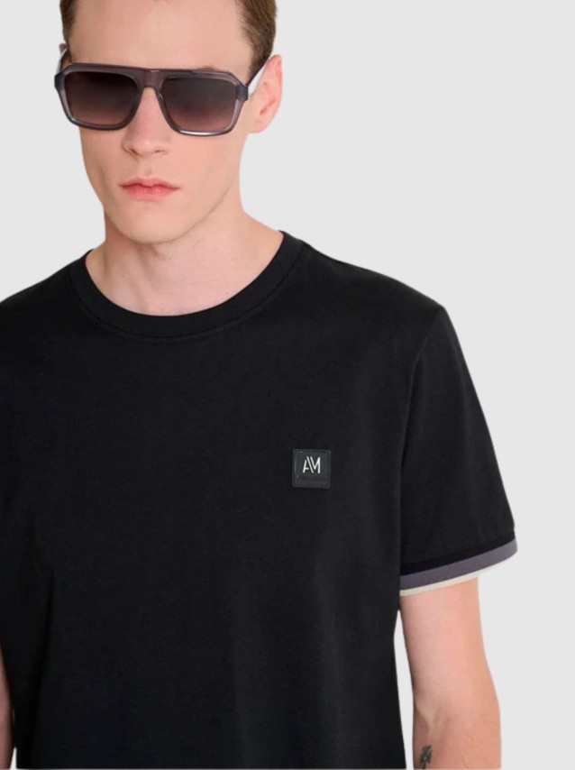 T-Shirt Antony Morato Homem  Relaxed Fit In Heavy  Jersey Cotton Fabric With Metal Plate And  Print 