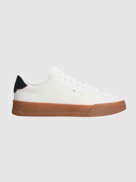 Male Tommy Hilfiger