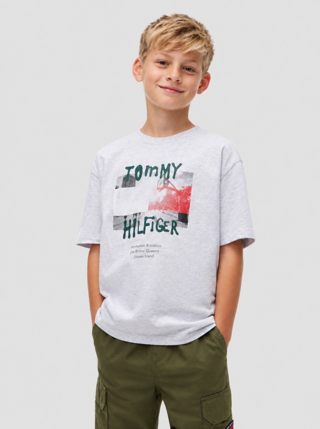 T-Shirt Tommy Hilfiger Menino Flag Grafitti Tee Ss