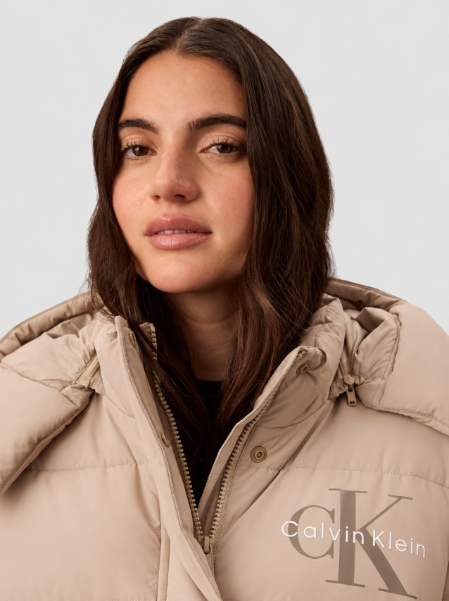 Kispo Calvin Klein  Mulher Matte Mw Monologo Short Puffer